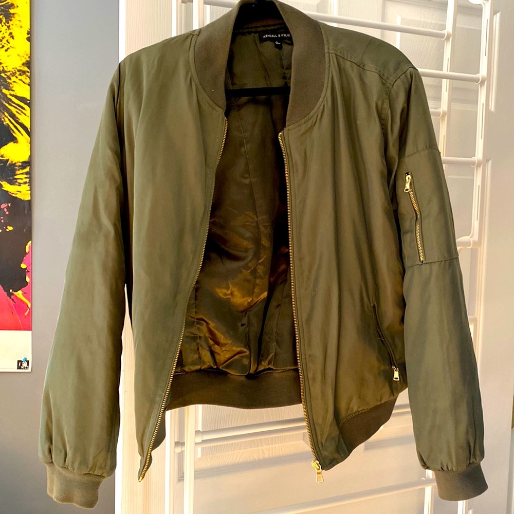 Kendall & Kylie Bomber Jacket Army Green